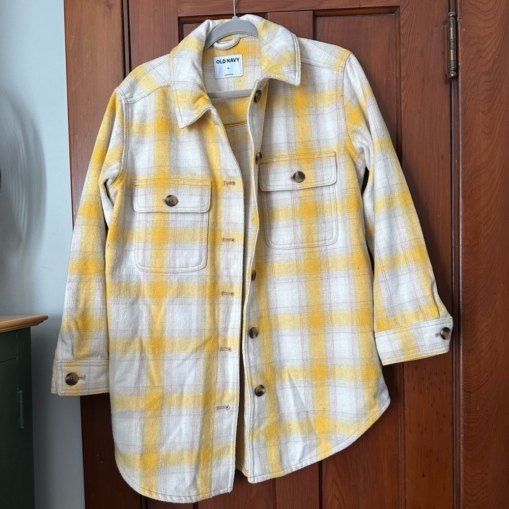 Old Navy Women's  Yellow and Cream Checkered Button Down Shacket